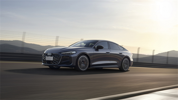 全新上汽奧迪A5L Sportback開啟預(yù)售，限時(shí)臻享26萬起
