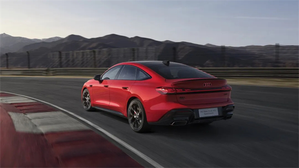 全新上汽奧迪A5L Sportback正式上市，限時臻享價25.99萬元起